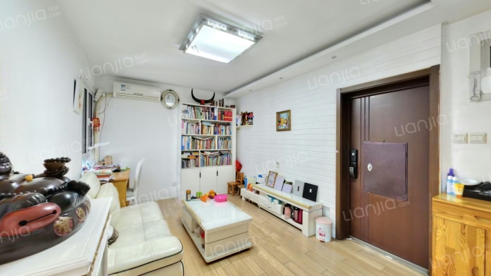 北国之春七星花园二手房实景图