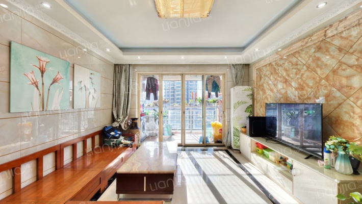 逸峻闲庭二手房实景图