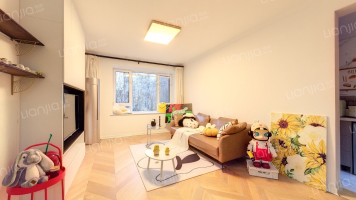 鲁润静园二手房实景图