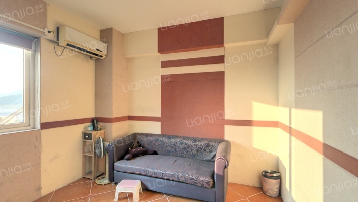 星海公寓二手房实景图