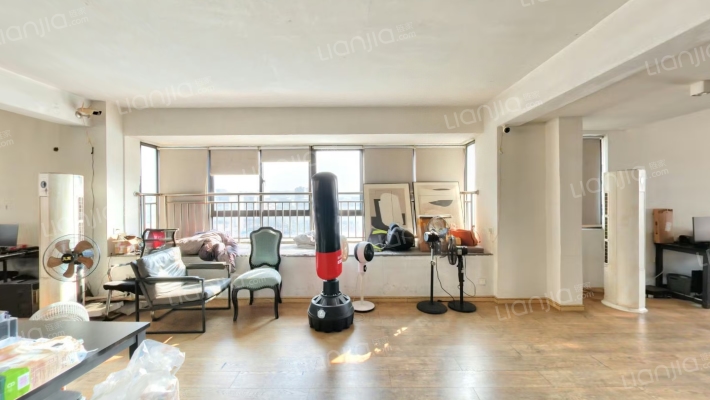 鑫鸿嘉园二手房实景图