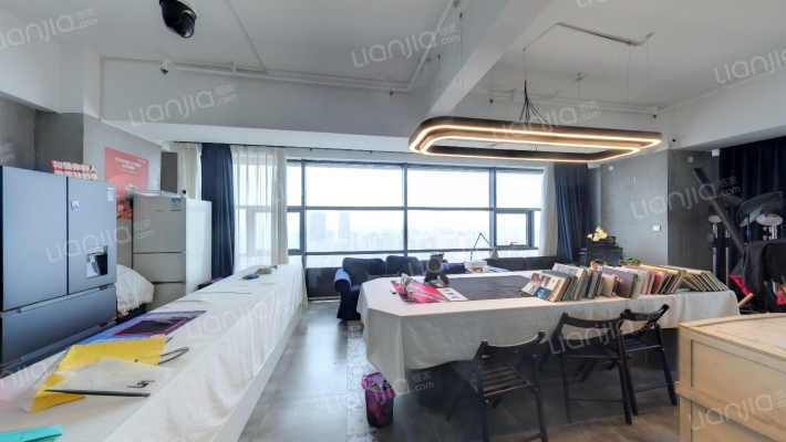 朗勤泰元中心二手房实景图