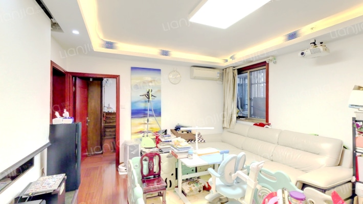 曹杨汽车公寓二手房实景图