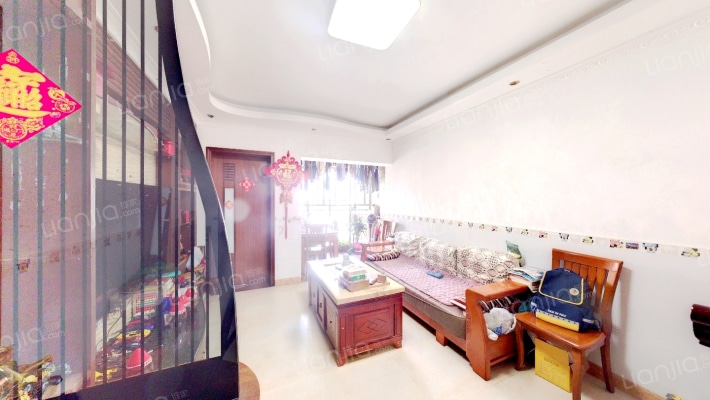 汇港名苑二手房实景图