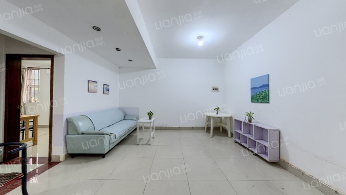 昆仑堡二手房实景图