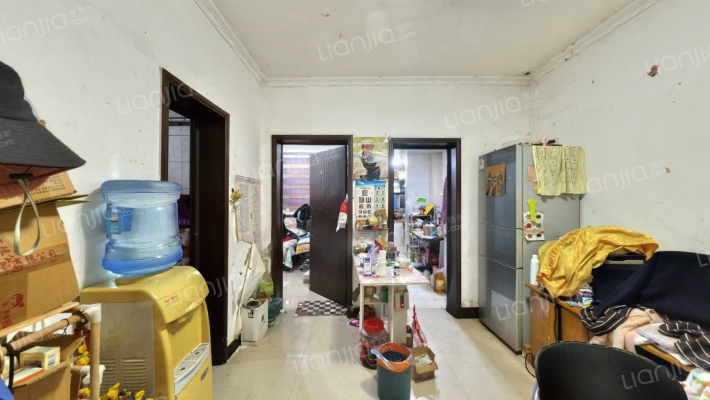 乳制品厂家属院二手房实景图