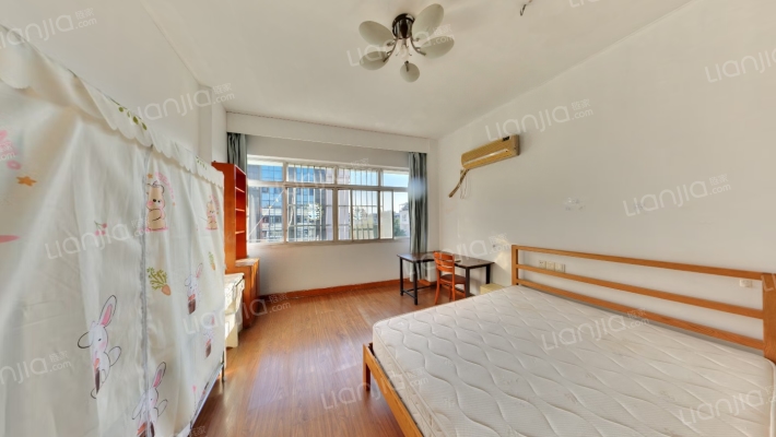 星洲花园单身公寓二手房实景图