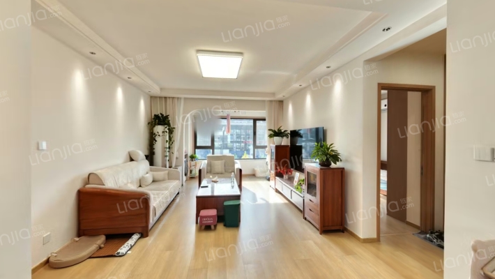 万华园二手房实景图