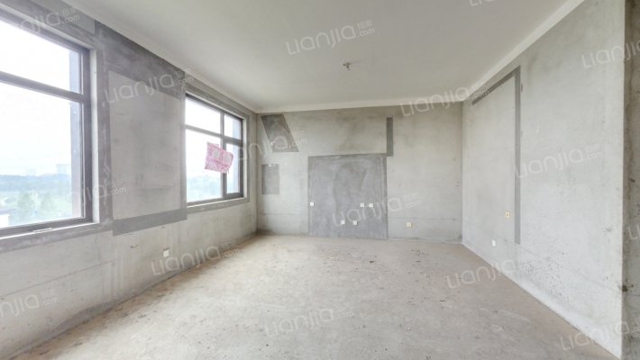 郑开绿地城二期二手房实景图