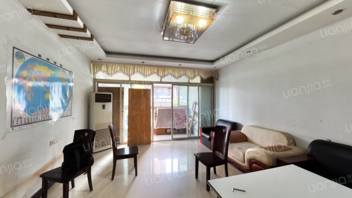 学府佳园二手房实景图