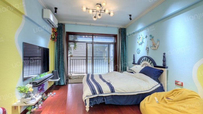 中房·翡翠湾二手房实景图