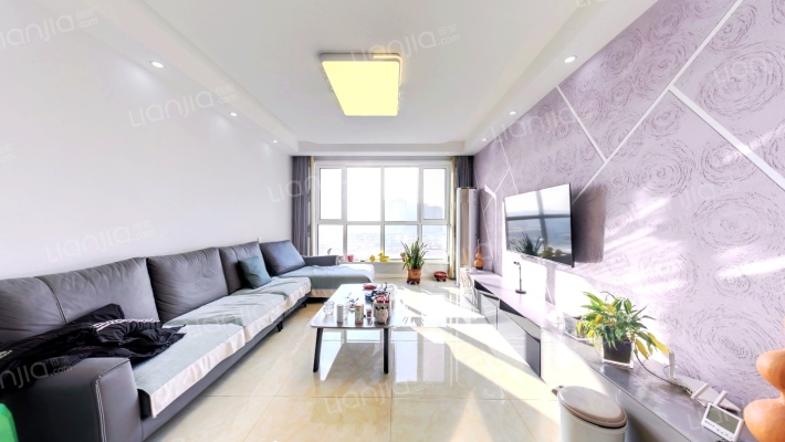 嘉诚华庭二手房实景图