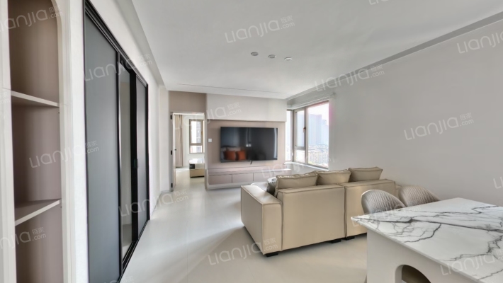 亿丰南奥国际二手房实景图