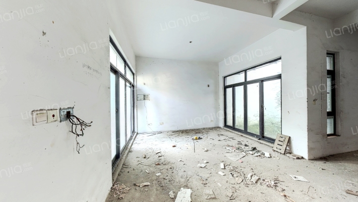 西亭家园二手房实景图