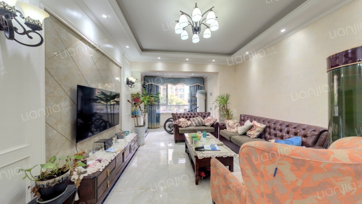 海悦豪庭2期二手房实景图