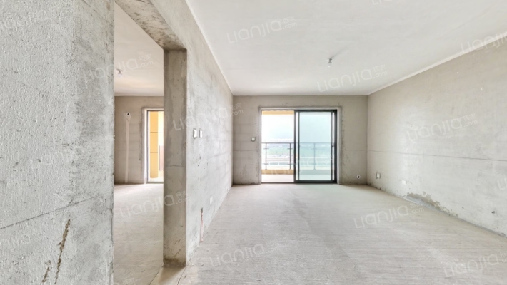 常春花苑二手房实景图