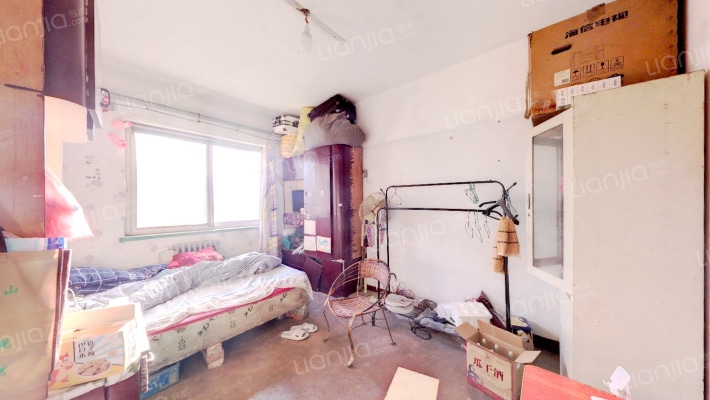 新桥里甲二手房实景图