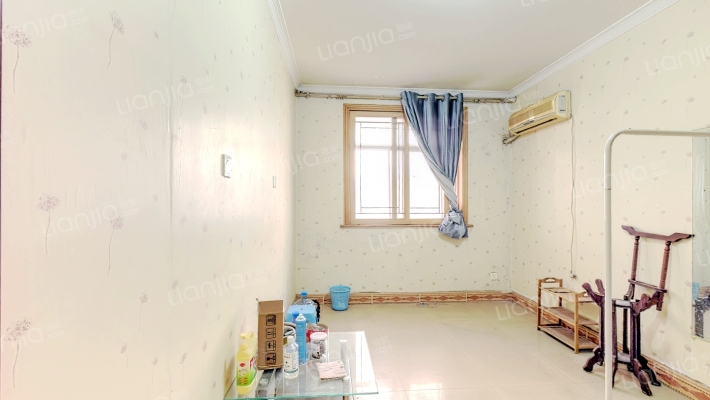 法院东街143号二手房实景图