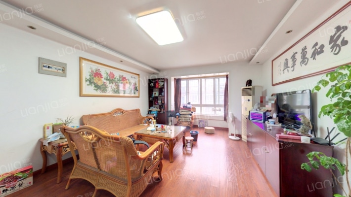 美邻馨园二手房实景图