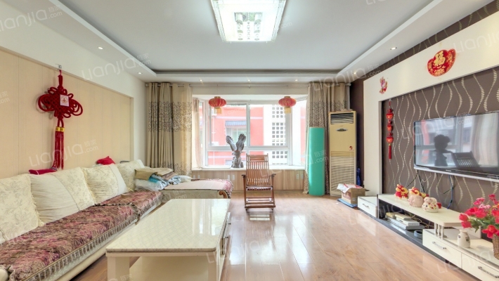 蓥华山路北段28号附1号二手房实景图