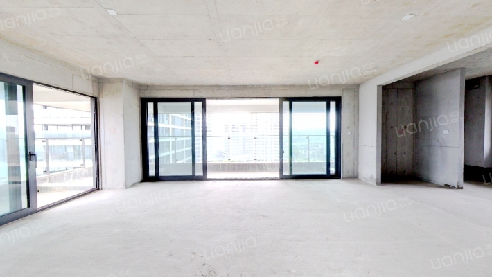 中国铁建·西派御江二手房实景图