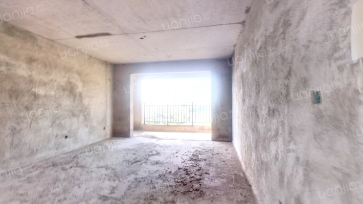 东城雅苑二手房实景图