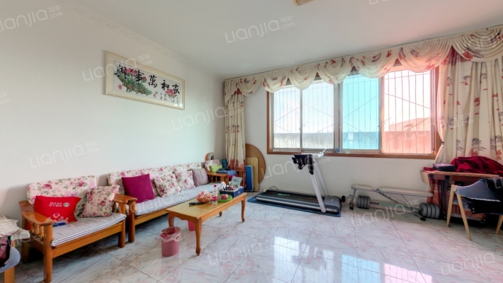 泰山公寓二手房实景图