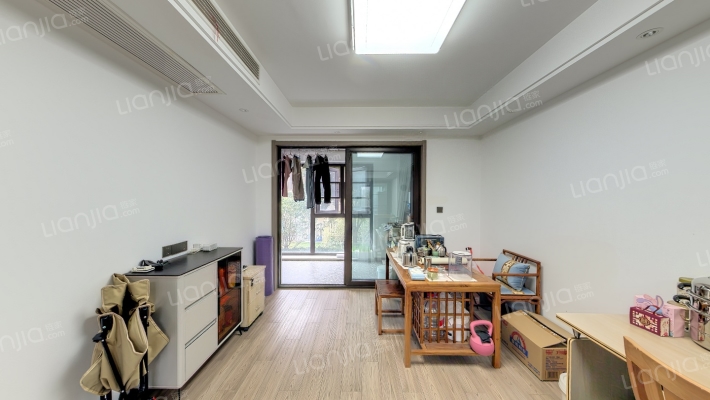 融创·玉兰公馆二手房实景图