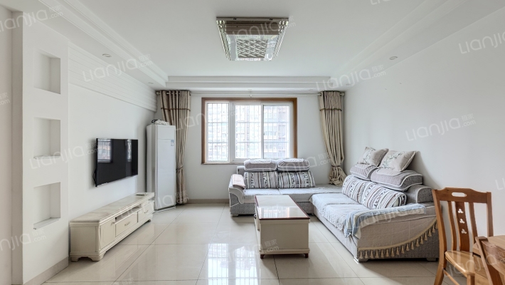 新海家园C区二手房实景图