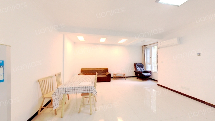 满庭春MOMA二手房实景图