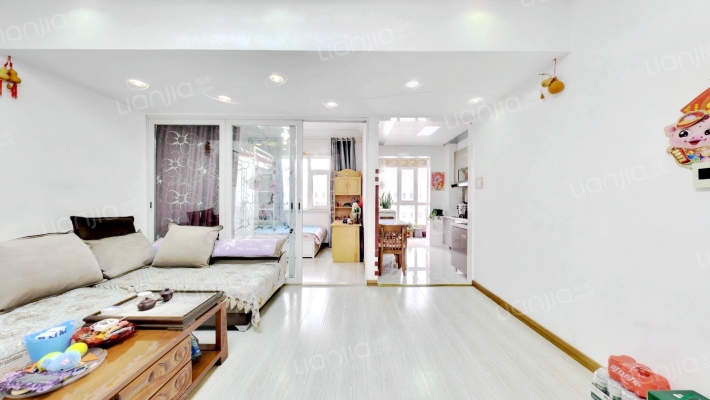 滨港水岸E区二手房实景图