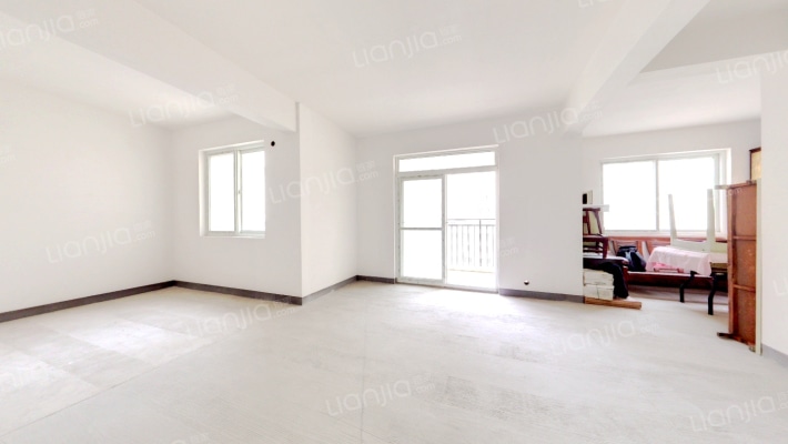 东方雅园三期二手房实景图