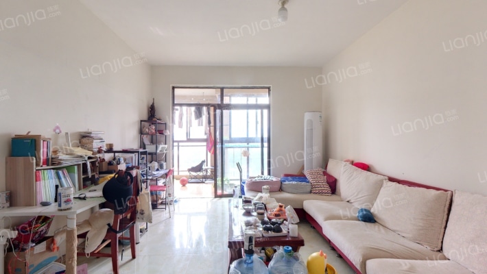 中航翡翠城一期二组团二手房实景图