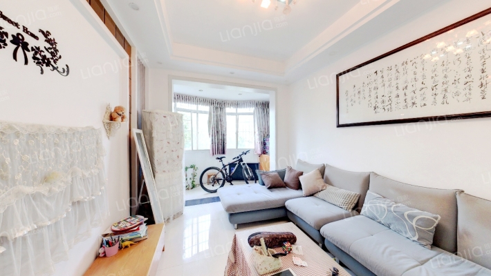 中欧金球公寓二手房实景图