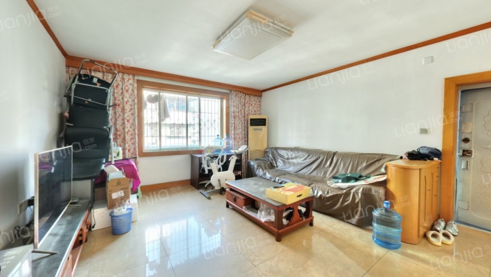 小天公寓二手房实景图