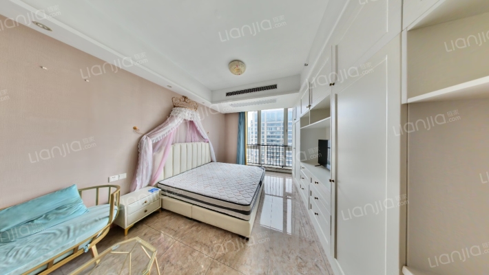 融创新天地二手房实景图