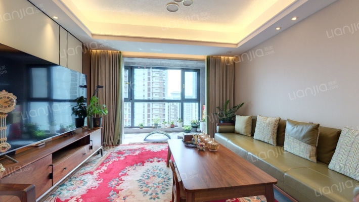 万科翡翠国宾C地块二手房实景图