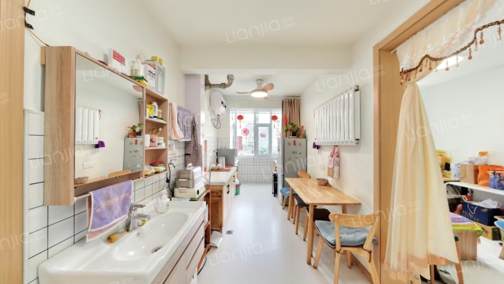 国师街12号二手房实景图