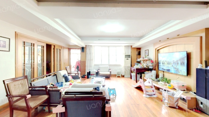 春晖路99号二手房实景图