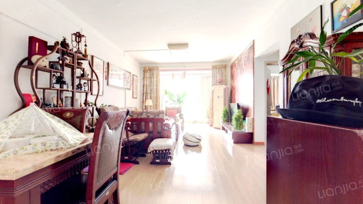 君临国际二手房实景图