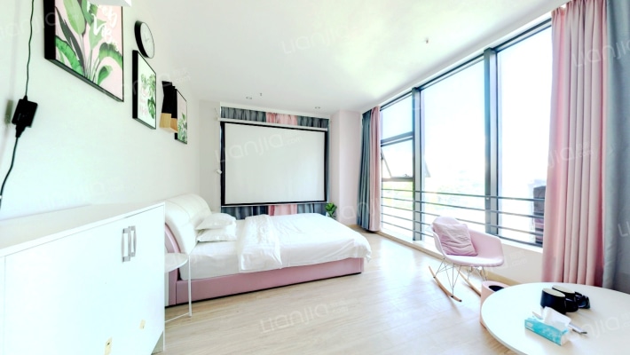 倚湖居二手房实景图