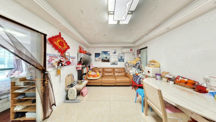 龙鼎花园二手房实景图