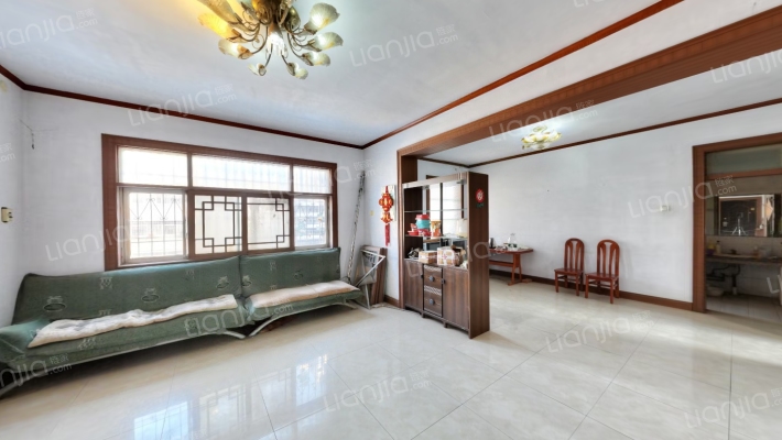 粮油市场家属院二手房实景图