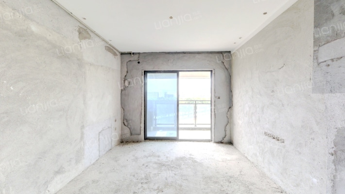 鼎峰尚境二手房实景图