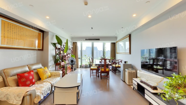 和达湖畔中心二手房实景图