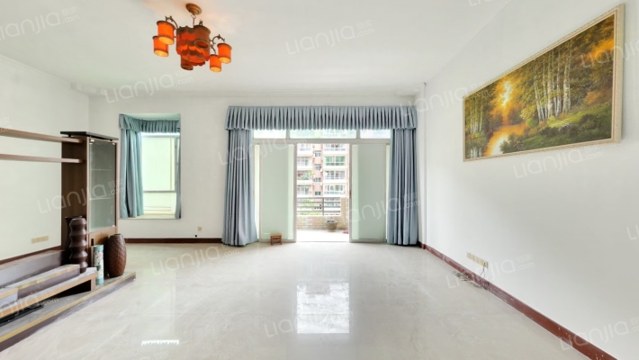 绿怡居二手房实景图