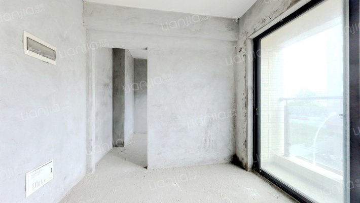 平深朗豪轩二手房实景图