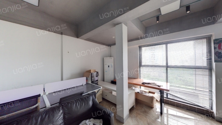 嘉华国际中心二手房实景图