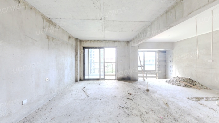 铂玥府二手房实景图