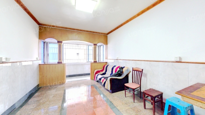 越华新村二手房实景图